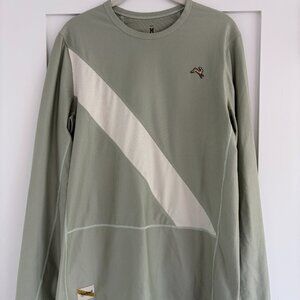 Tracksmith Van Cortlandt Long Sleeve Running Shirt Mens Medium Sage Ivory